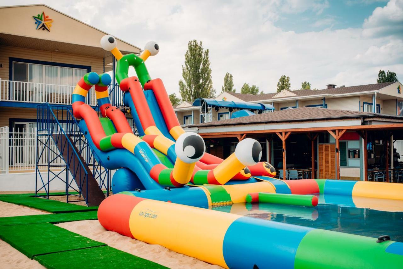 Star Time Family Hotel Resort Grybivka Exterior foto